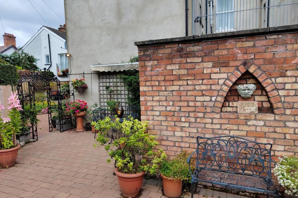 Bt 9 Granny Flat & Walled Garden Apartment Belfast Exterior photo